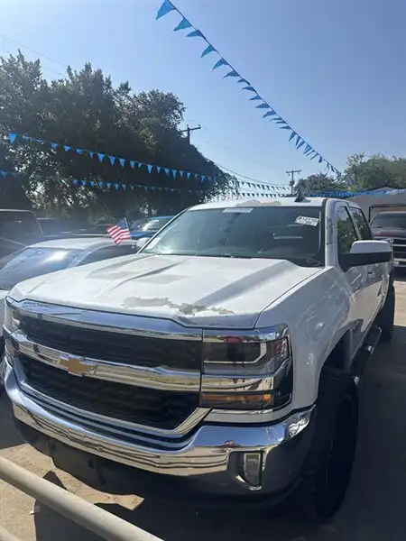 2016 Chevrolet Silverado 1500 LT Crew Cab Short Box's photo