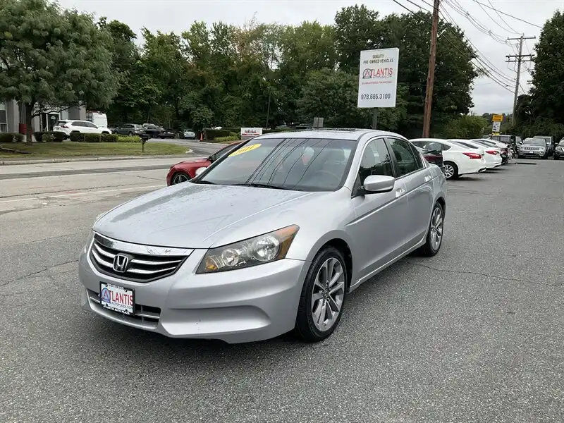 2011 Honda Accord EX-L Auto's photo