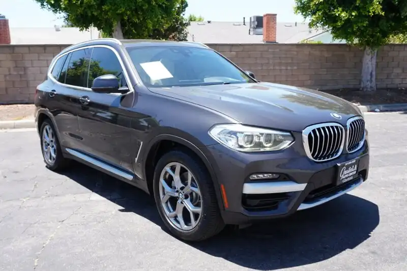 2020 BMW X3 sDrive30i's photo