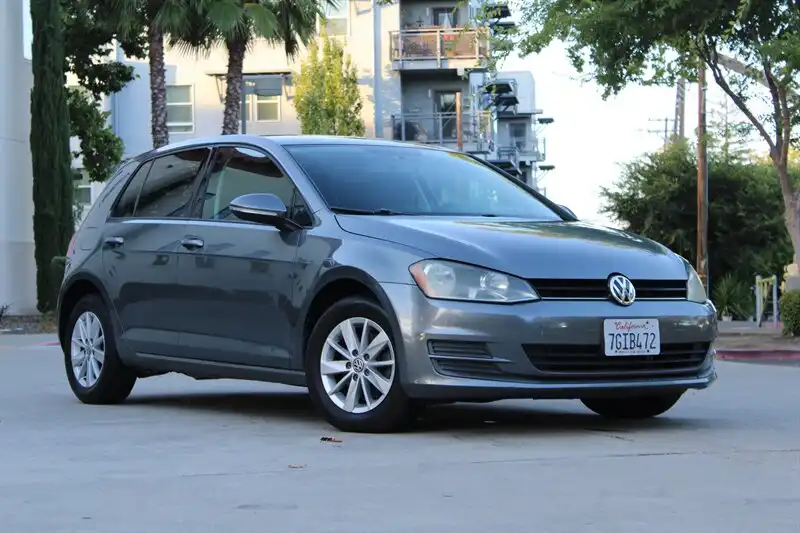 2015 Volkswagen Golf TSI S w/Sunroof 4-door Auto PZEV's photo