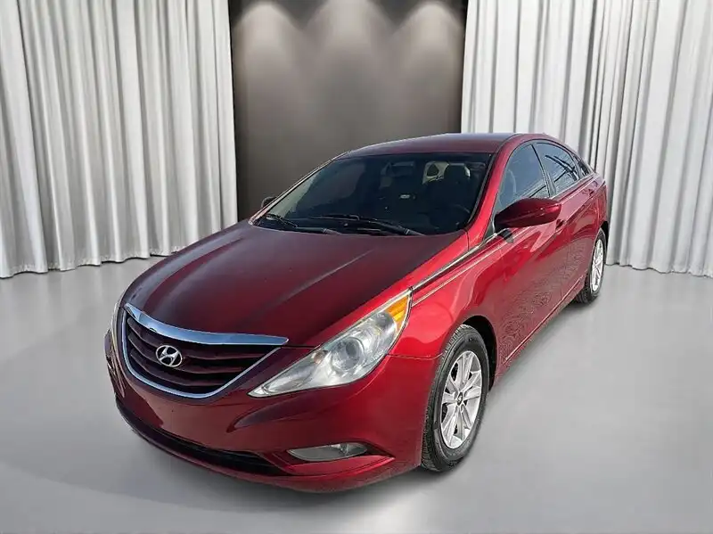 2013 Hyundai Sonata GLS I4 A/T's photo