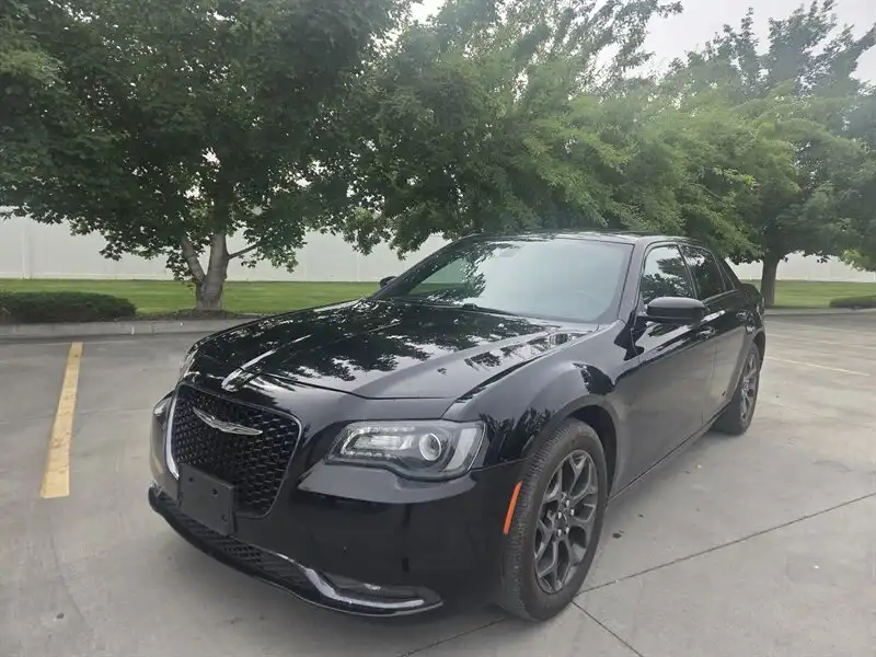 2018 Chrysler 300 S AWD's photo