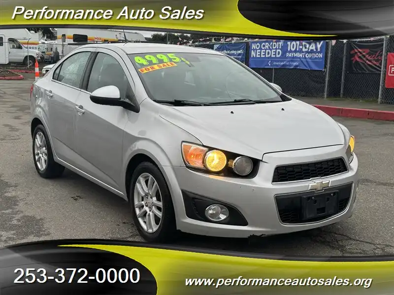 2012 Chevrolet Sonic 2LT's photo
