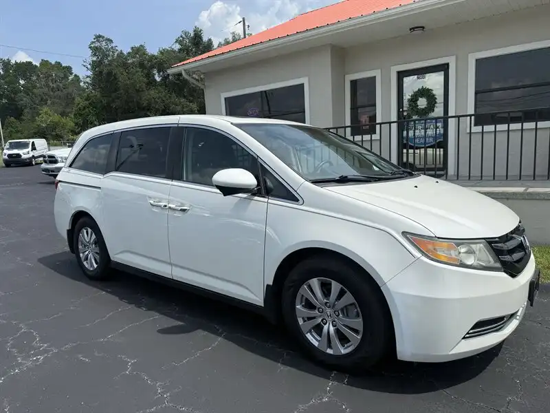 2015 Honda Odyssey EX-L with DVD Rear Entertainment System's photo