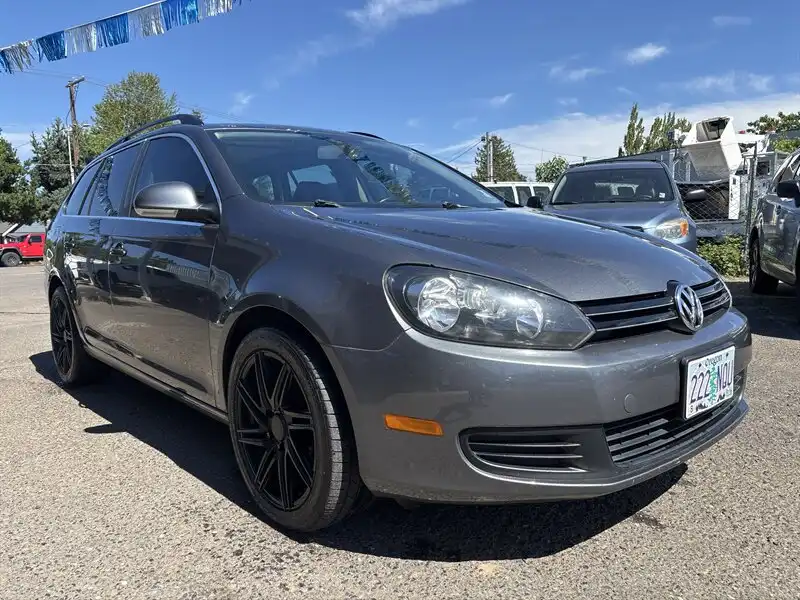 2014 Volkswagen Jetta SportWagen 2.0L TDI DSG w/Sunroof's photo