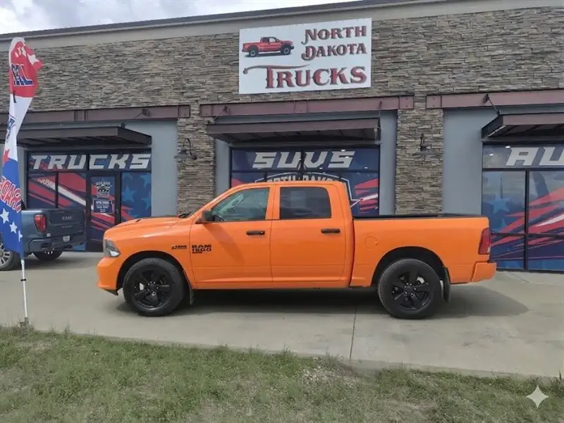 2019 RAM 1500 Classic Express Crew Cab 4x4 5'7's photo