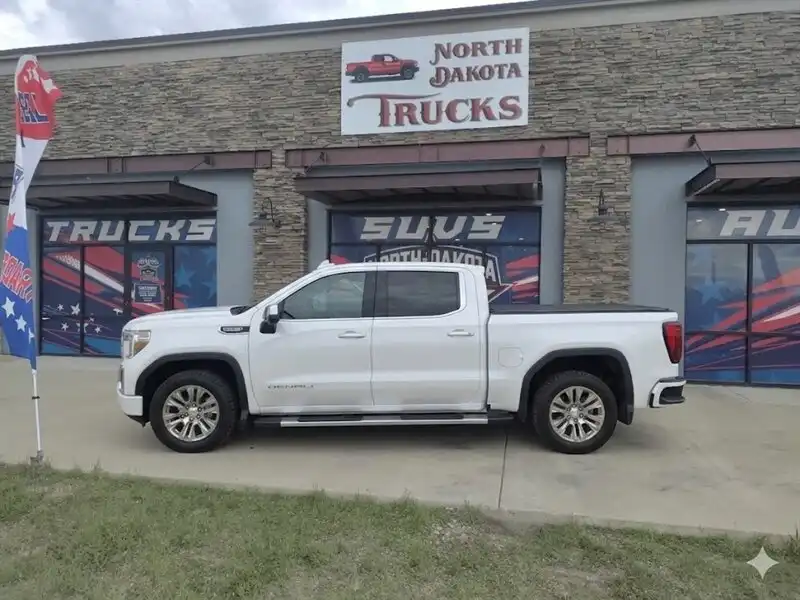 2021 GMC Sierra 4WD Crew Cab Short Box Denali's photo