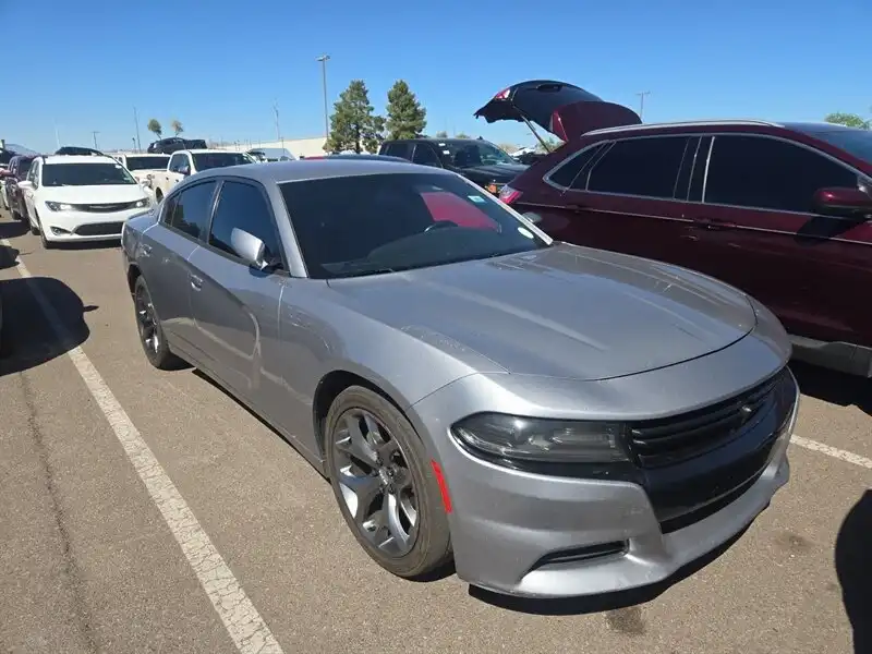 2015 Dodge Charger SXT's photo