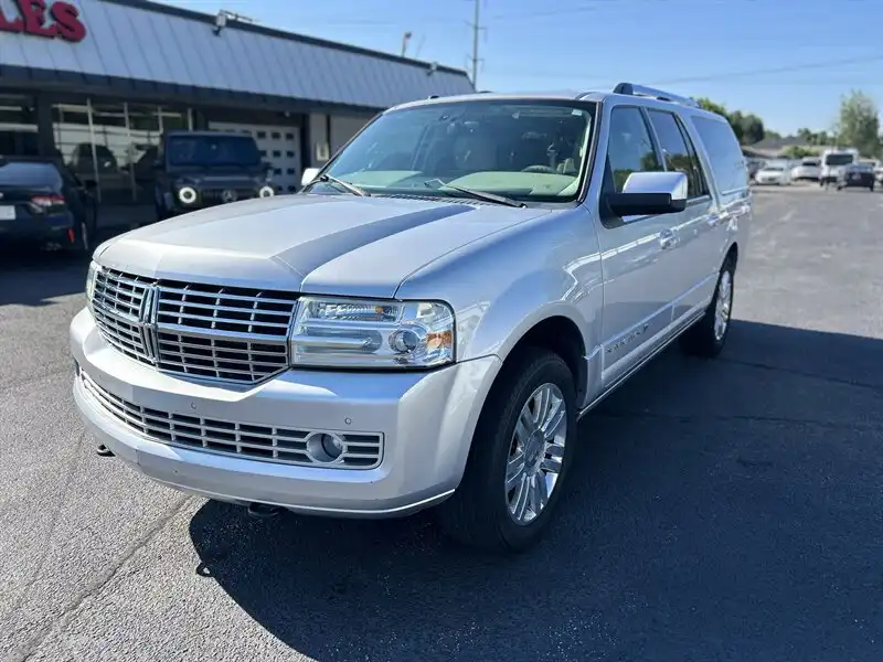2014 Lincoln Navigator 4x2 L's photo