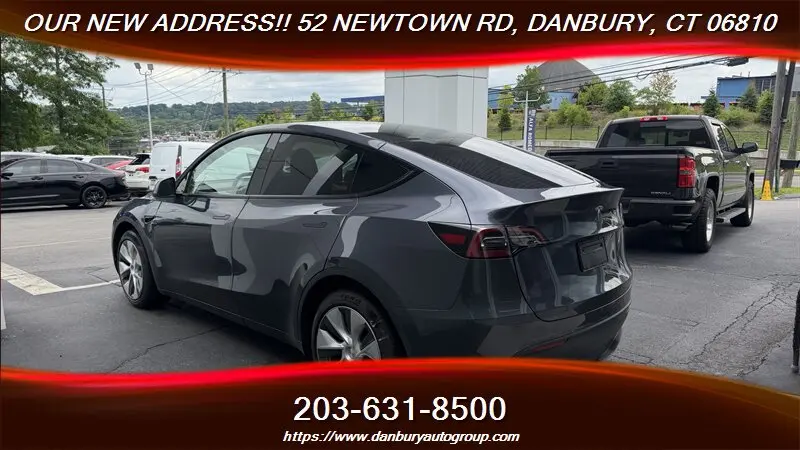 2023 Tesla Model Y Rear Wheel Drive photo 3