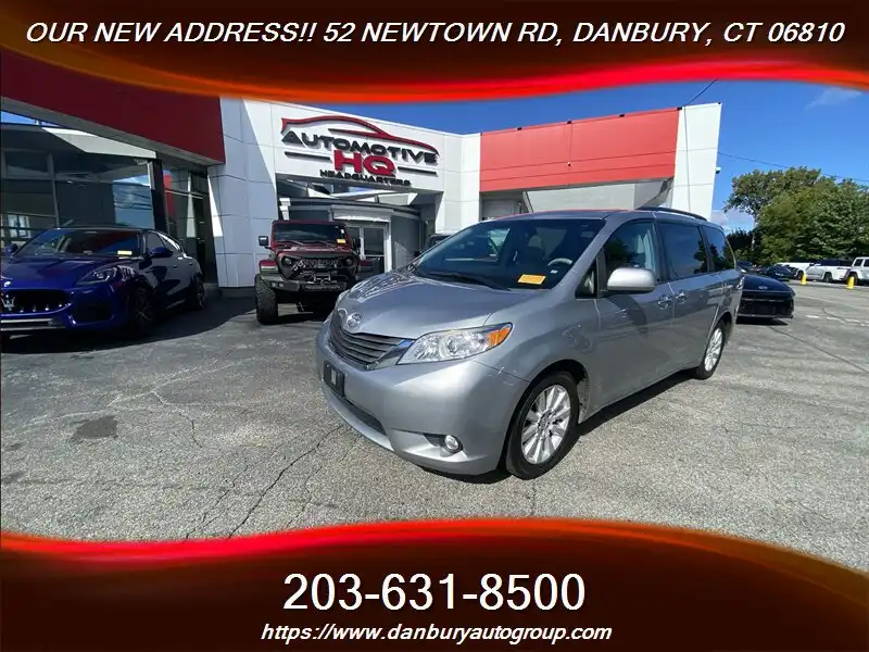 2014 Toyota Sienna XLE V6 AWD 7-Passenger's photo