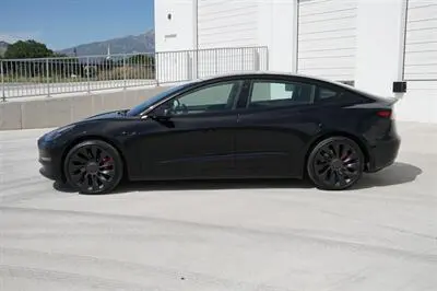 2023 Tesla Model 3 Performance photo 3