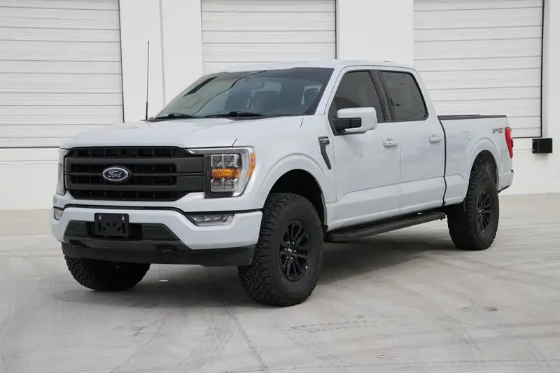 2022 Ford F-150 Lariat 4x4 SuperCrew 5-1/2 Box's photo