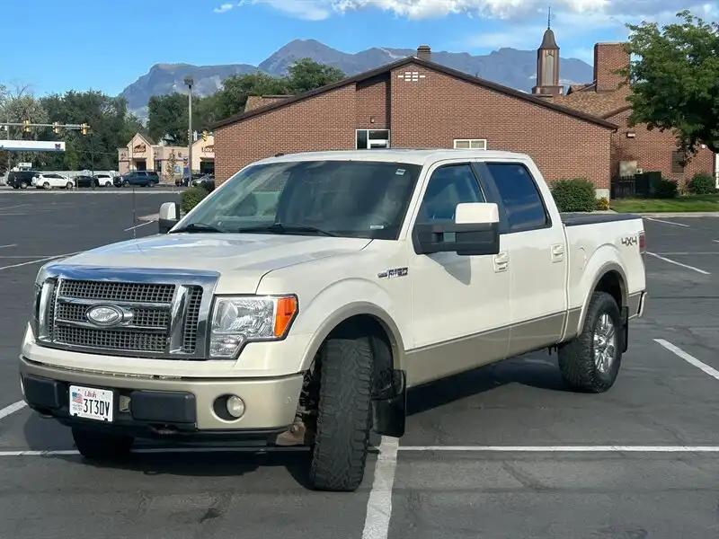 2009 Ford F-150 Lariat 4WD SuperCrew 145 in's photo