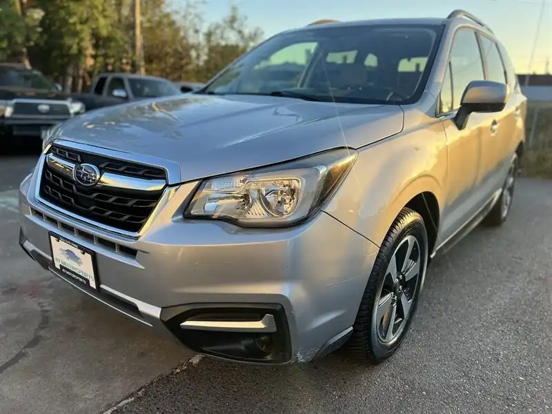 2017 Subaru Forester 2.5i Premium CVT's photo