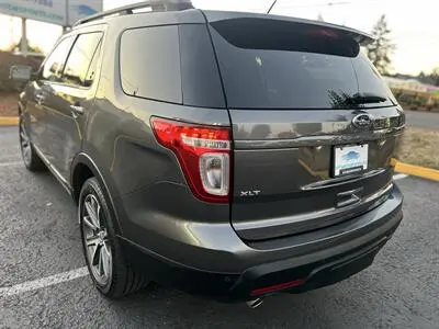 2015 Ford Explorer XLT photo 3