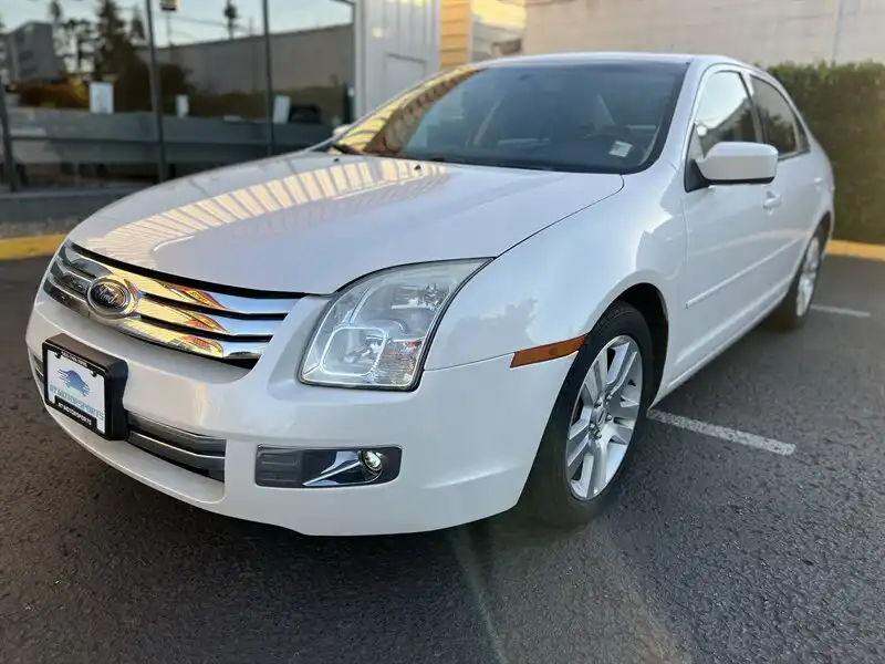 2009 Ford Fusion V6 SEL's photo