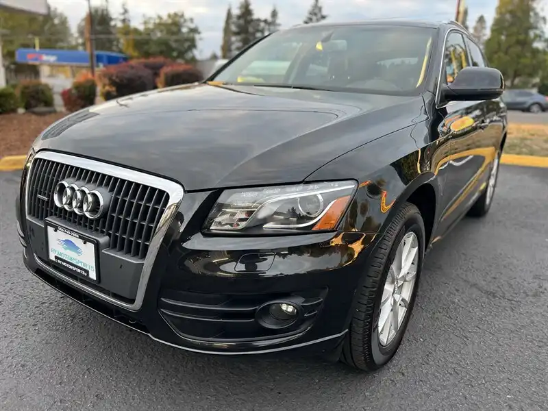 2011 Audi Q5 2.0 TFSI Premium Plus quattro Tiptronic's photo