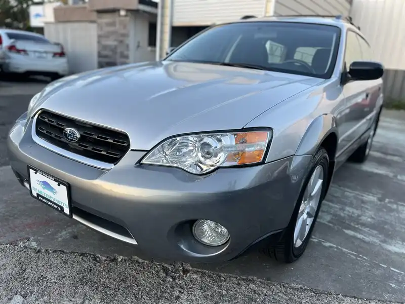 2006 Subaru Outback's photo