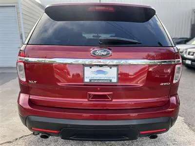 2013 Ford Explorer XLT 4x4 photo 4