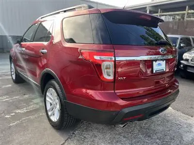 2013 Ford Explorer XLT 4x4 photo 3