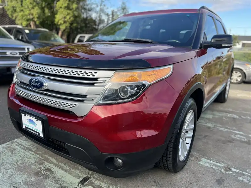 2013 Ford Explorer XLT 4x4's photo