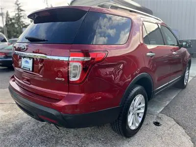 2013 Ford Explorer XLT 4x4 photo 5