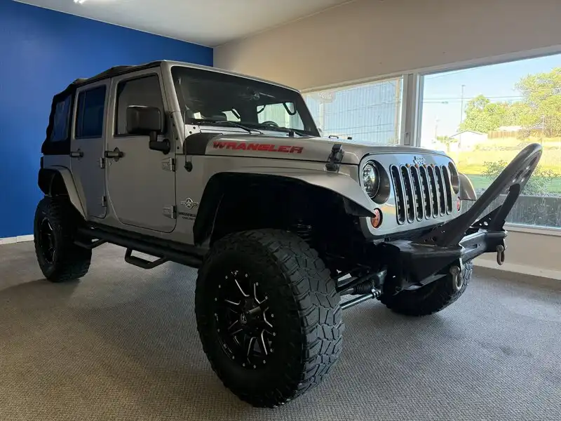 2013 Jeep Wrangler Freedom Edition's photo
