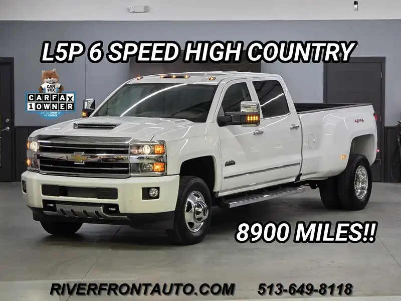2018 Chevrolet Silverado HD High Country 4WD Crew Cab Long Box DRW's photo