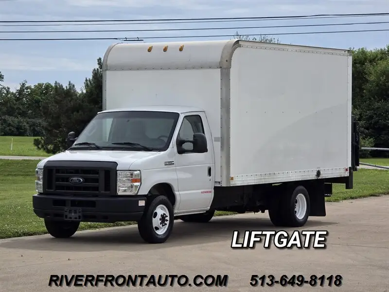 2019 Ford E-Series SRW E-350 Super Duty 138 in WB photo 1