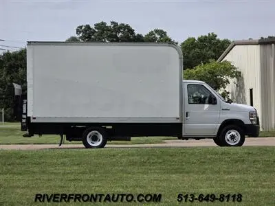 2019 Ford E-Series SRW E-350 Super Duty 138 in WB photo 5