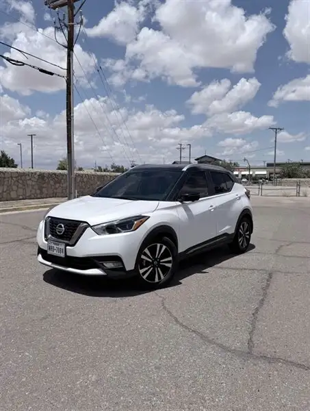 2020 Nissan Kicks 1.6 SR's photo