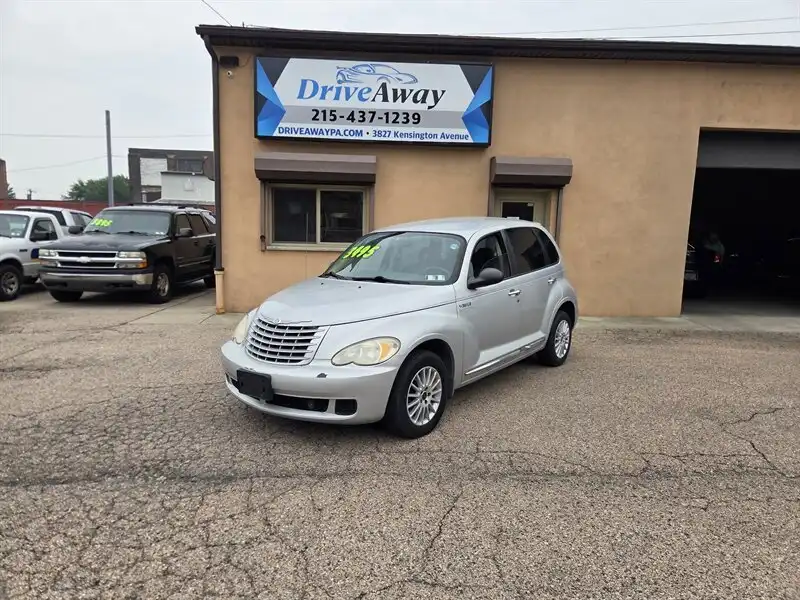 2006 Chrysler PT Cruiser Touring Edition's photo