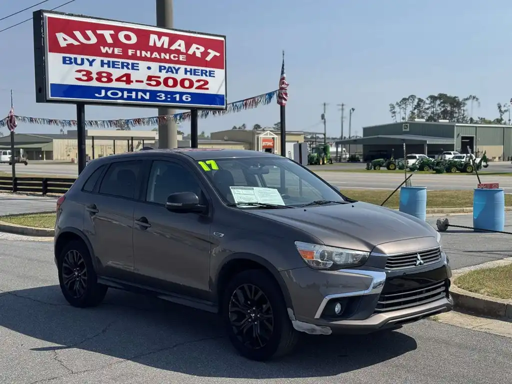2017 Mitsubishi Outlander Sport 2.0 LE 2WD CVT's photo