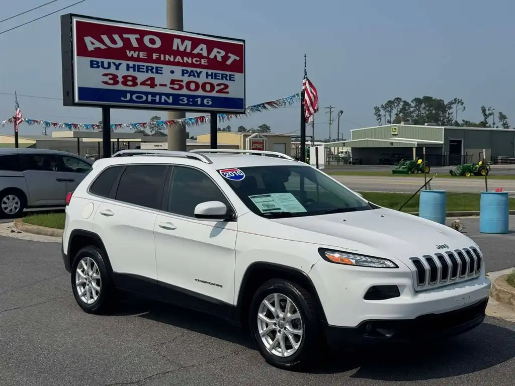 2016 Jeep Cherokee Latitude's photo