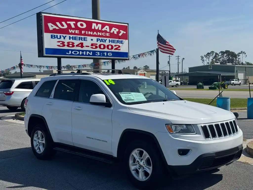 2014 Jeep Grand Cherokee Laredo 4WD's photo