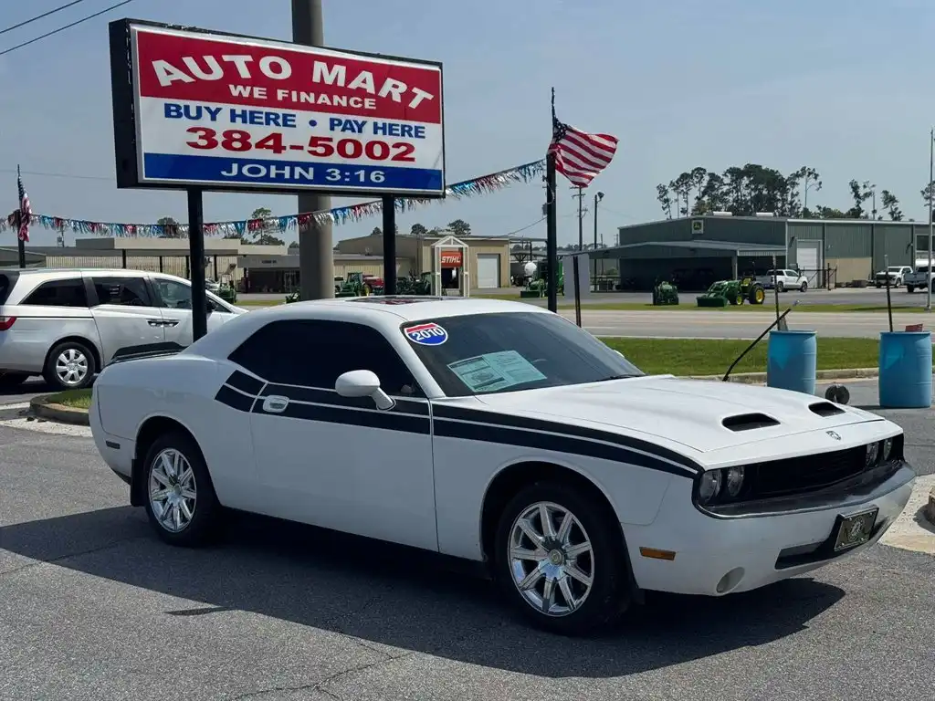 2010 Dodge Challenger R/T's photo