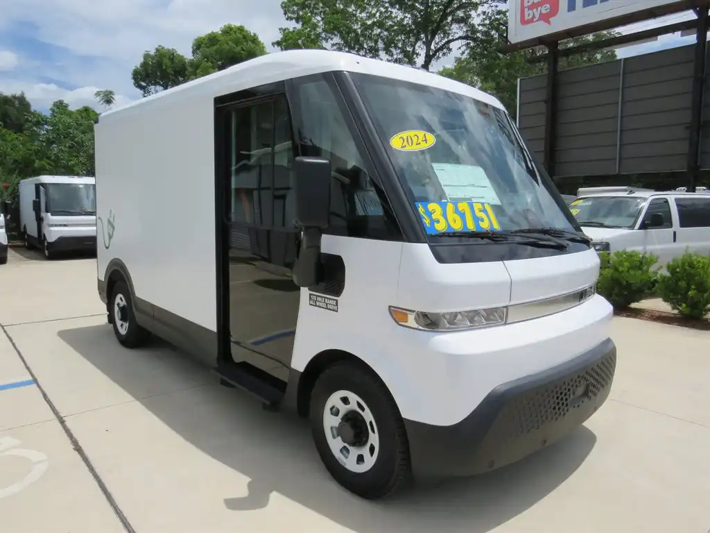 2024 Chevrolet BrightDrop BrightDrop Zevo 400 AWD's photo