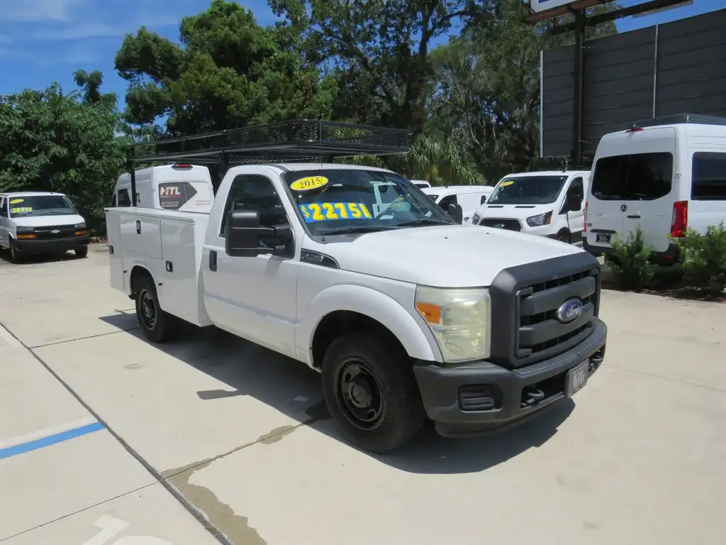 2015 Ford F-250 XL Regular Cab's photo