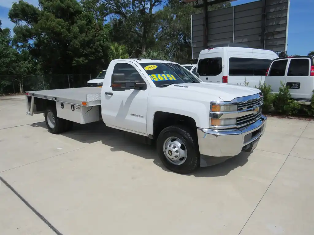 2016 Chevrolet Silverado HD Work Truck Regular Cab 162 WB's photo