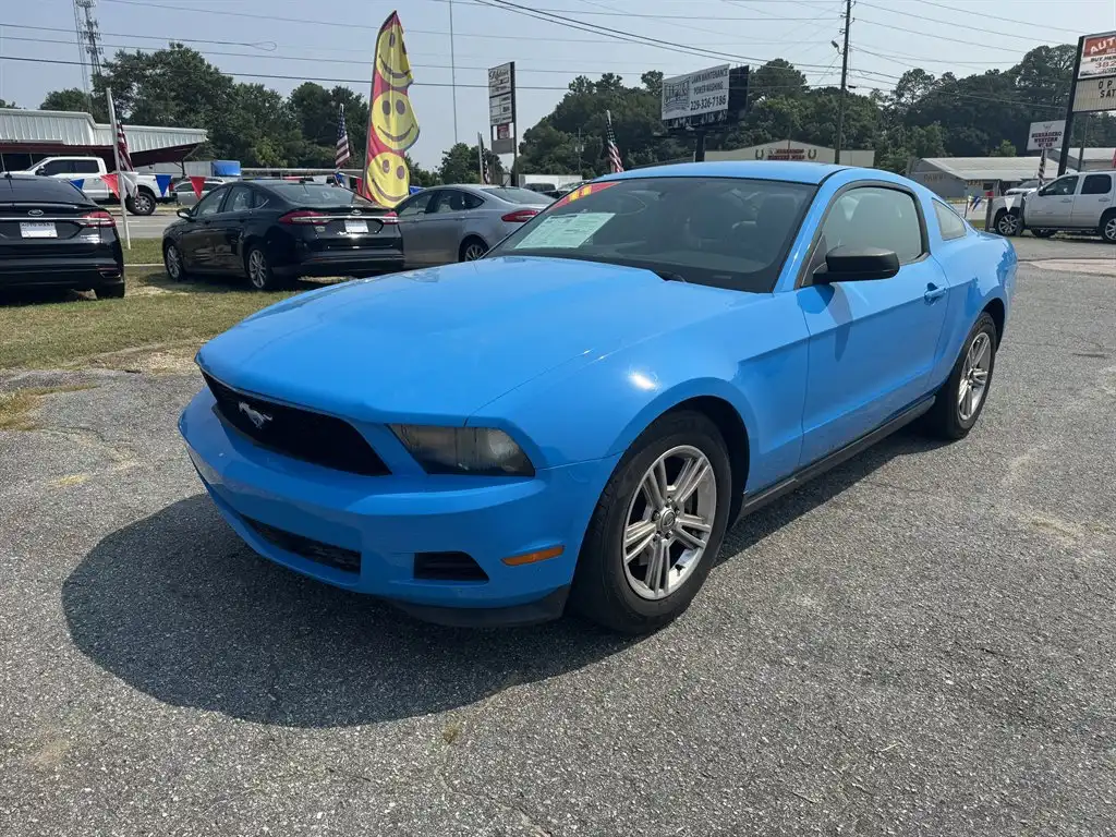 2011 Ford Mustang V6's photo
