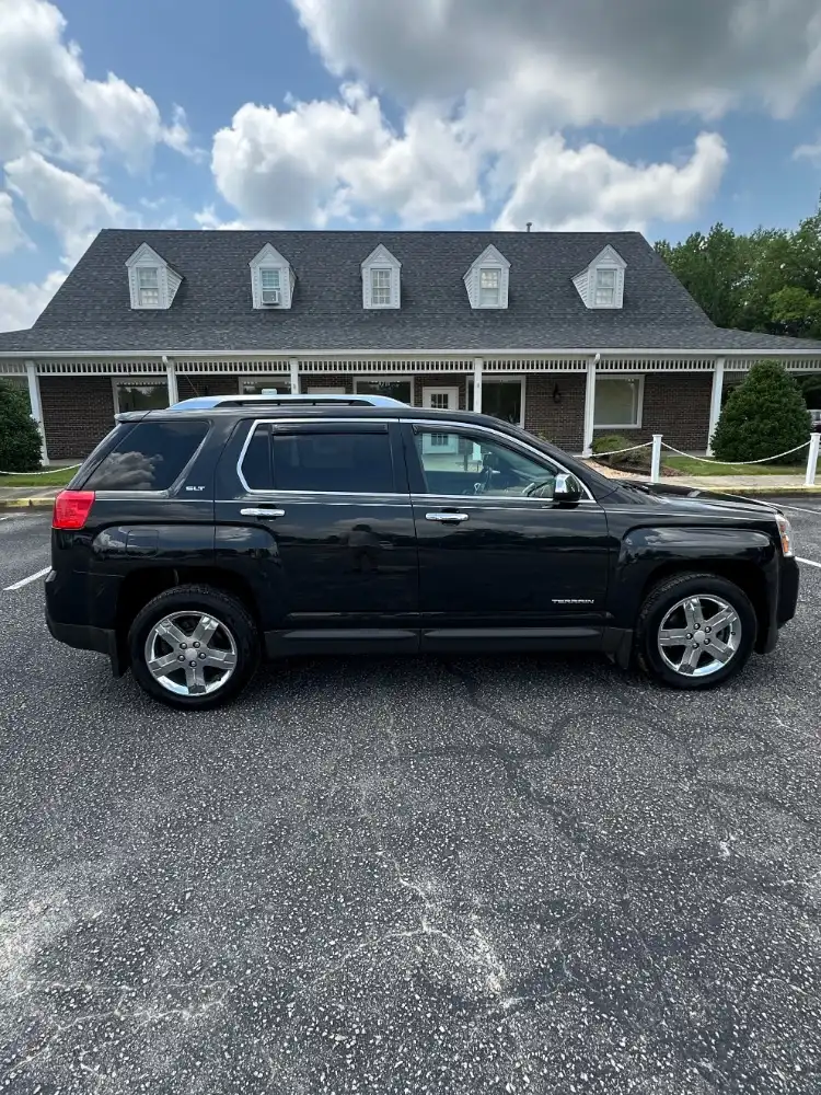 2013 GMC Terrain FWD SLT-2's photo
