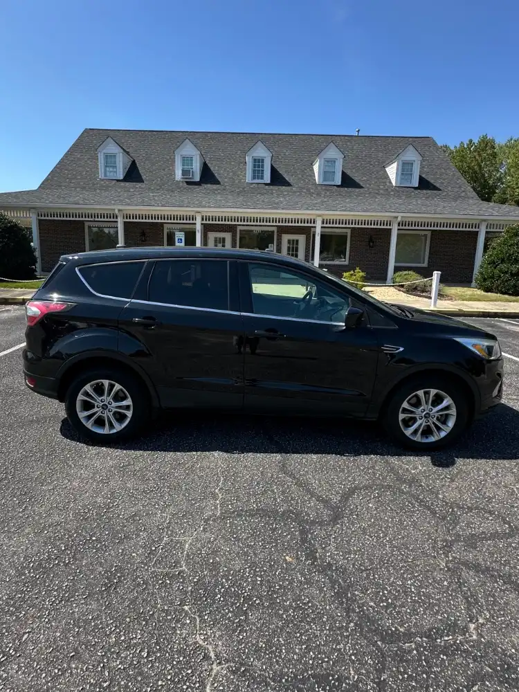 2017 Ford Escape SE 4WD's photo