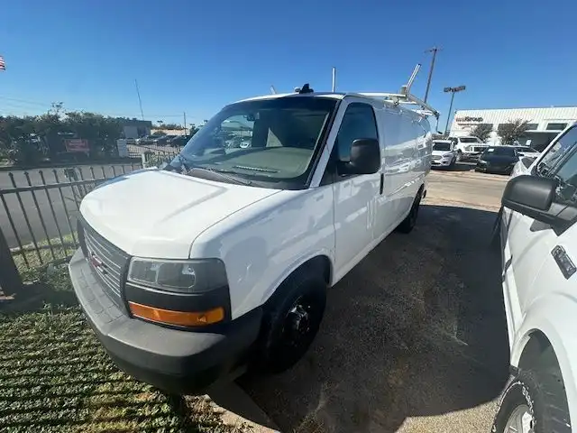 2019 GMC Savana 2500's photo