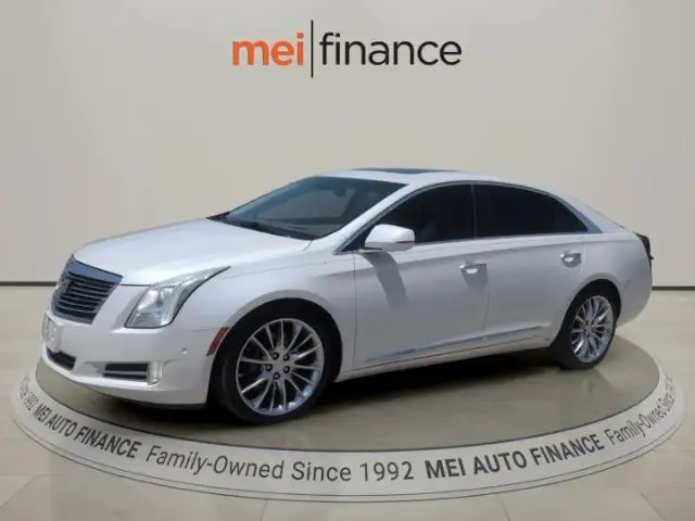 2016 Cadillac XTS 3.6L FWD Platinum Collection's photo