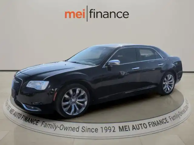 2020 Chrysler 300 Limited's photo