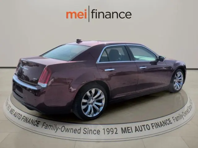 2020 Chrysler 300 Limited photo 5