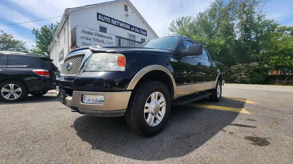 2004 Ford F-150 Lariat 4x4 SuperCrew's photo