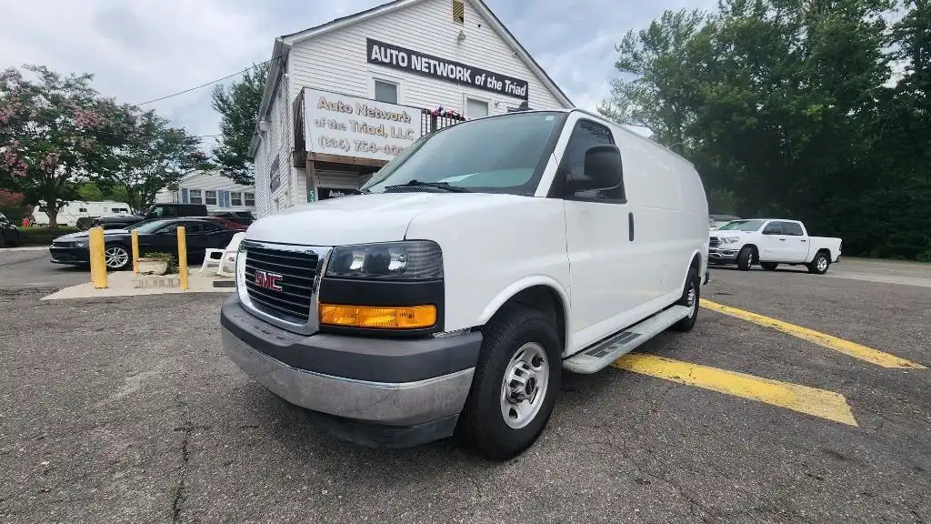 2020 GMC Savana 2500's photo