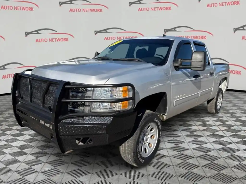 2012 Chevrolet Silverado 1500 LT 4WD Crew Cab's photo